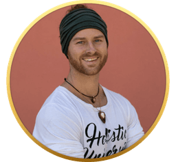 Key Reteff, founder of Holistic University